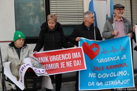 Javno pismo ministrici za zdravje in miren shod v podporo zoper ukinitvi Nujne medicinske pomoči Kamnik (8)